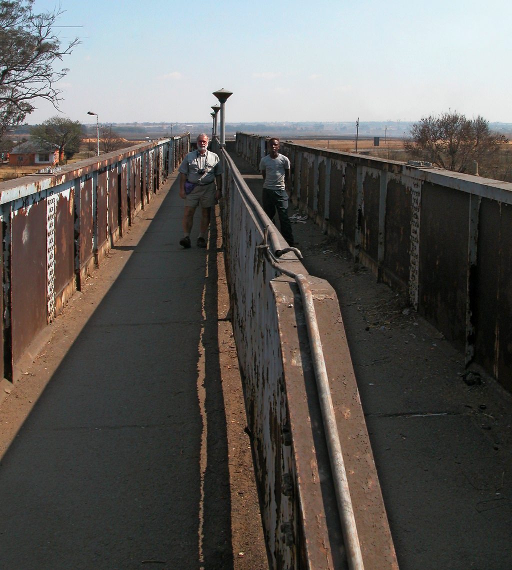 Viljoensdrift apartheid bridge